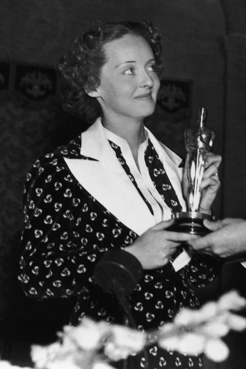 Scandalous Oscars Dresses - Bette Davis